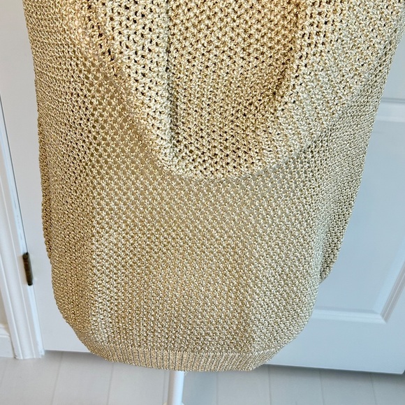 Cache Sweater - Picture 5 of 5